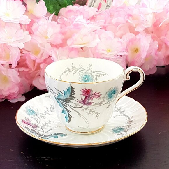 Vintage Aynsley Wayside Bone China Tea Cup & Saucer England - Picture 3 of 7